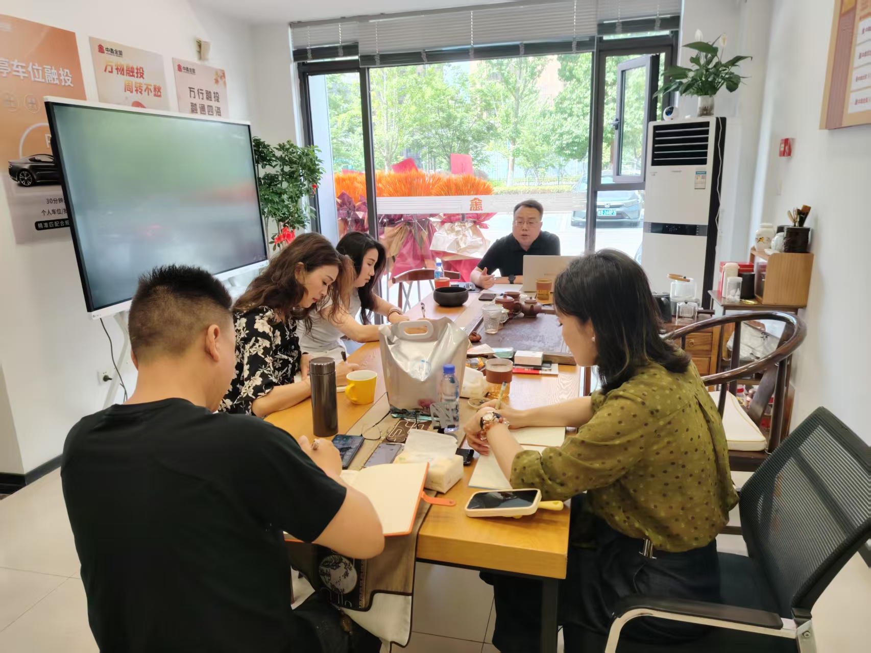 【千城陪跑·万企共进】中鑫金盟全国合伙人赋能行动全面铺开，从南到北陪到底！